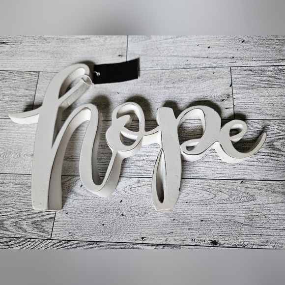 Distressed Hope Tabletop Decor - Picture 8 of 9
